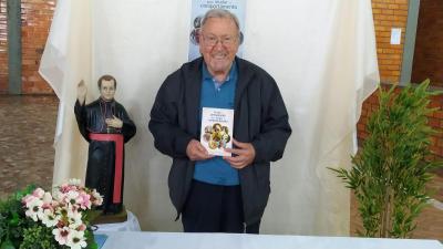 Padre Giovanni Murazzo lançou mais um livro de Evangelização